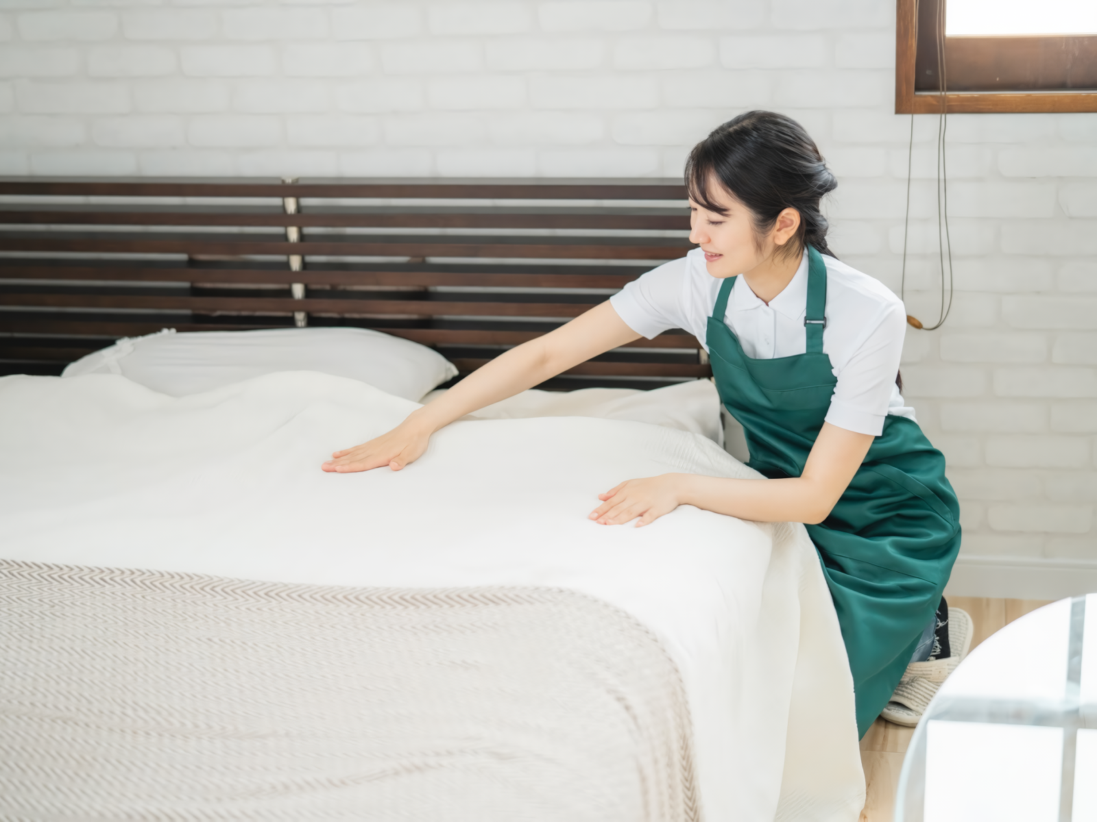 ホテル客室清掃マニュアルの作り方｜手順からチェックリストまで解説